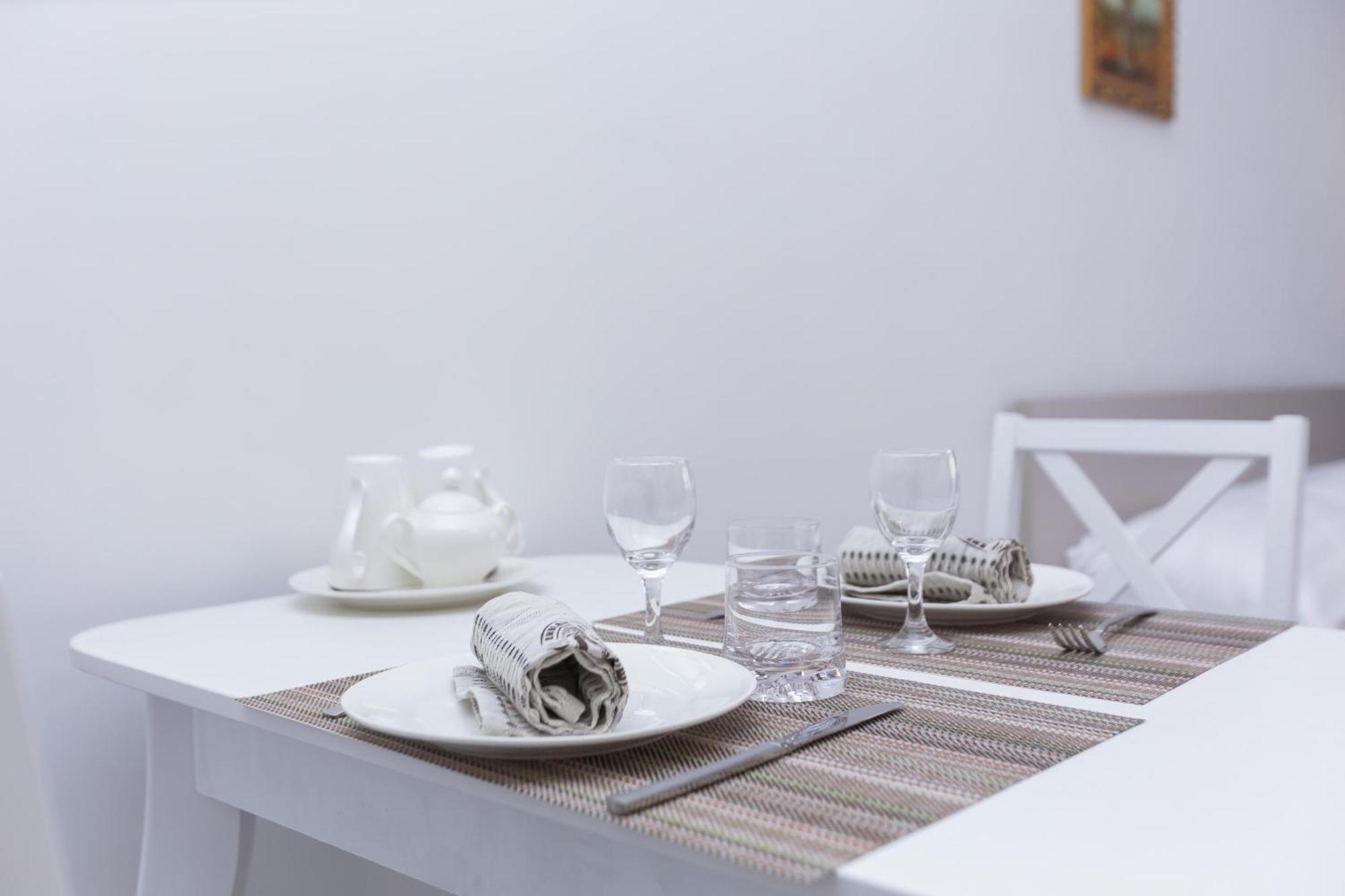 Shera Park Apartment