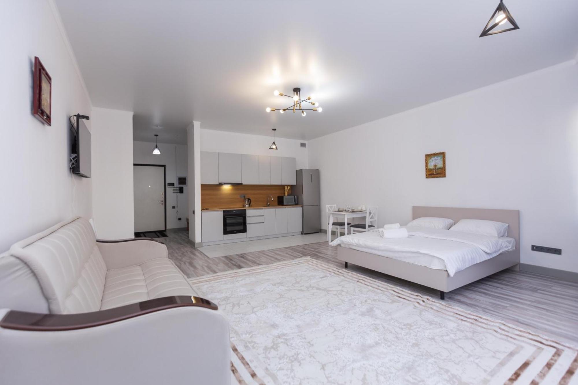Shera Park Apartment Almaty